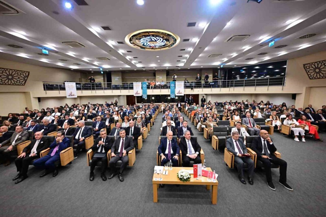 İTO Başkanı Şekib Avdagiç: "Gayrimenkulde İstanbul merkezli stratejik derinlik, Türkiye için güvenilir ekosistem oluşturacak" 7 Bülten Medya -