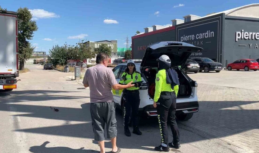 İzin belgesi olmayan tır ve kamyonlar polisten kaçamadı Bursa’da şehir içi trafiğinin düzenlenmesi ve ağır tonajlı araçların kent