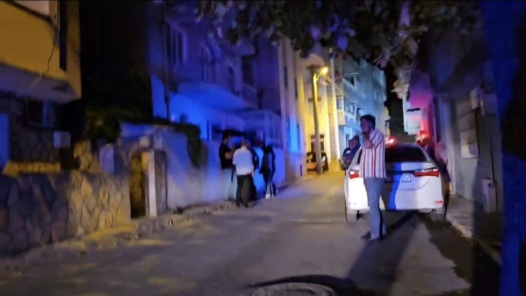 Balıkesir’de iki kardeş arasında çıkan kavgada, ağabey kardeşini öldürdü. Edinilen