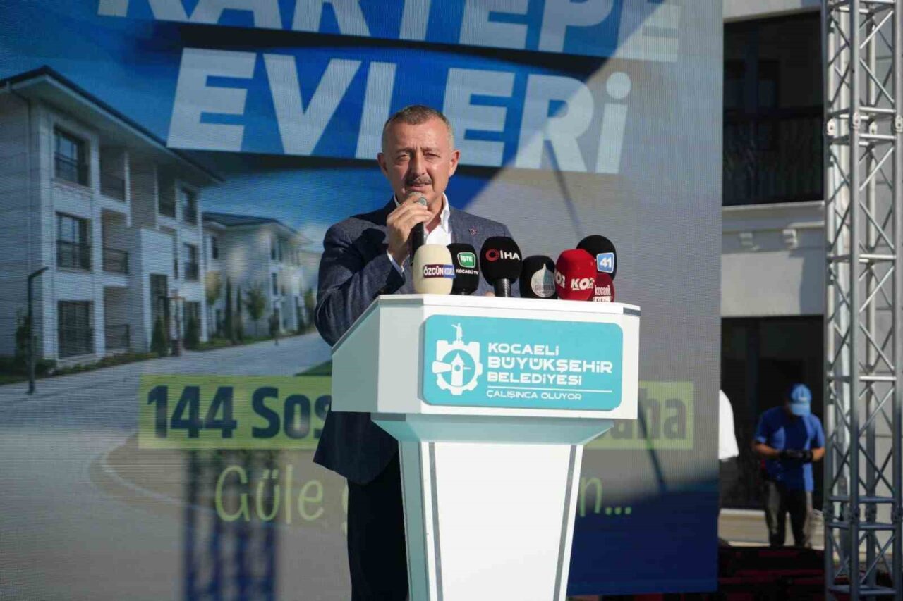 Kartepe Kent Konut Evleri’nde 144 hak sahibine anahtar teslim edildi 20 Bülten Medya -