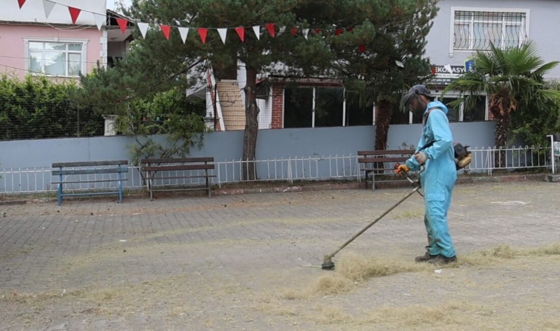 Kartepe’de okullar yeni eğitim yılına hazırlanıyor Kartepe’de okullar, yeni eğitim-öğretim yılı öncesinde bakım, temizlik ve çevre