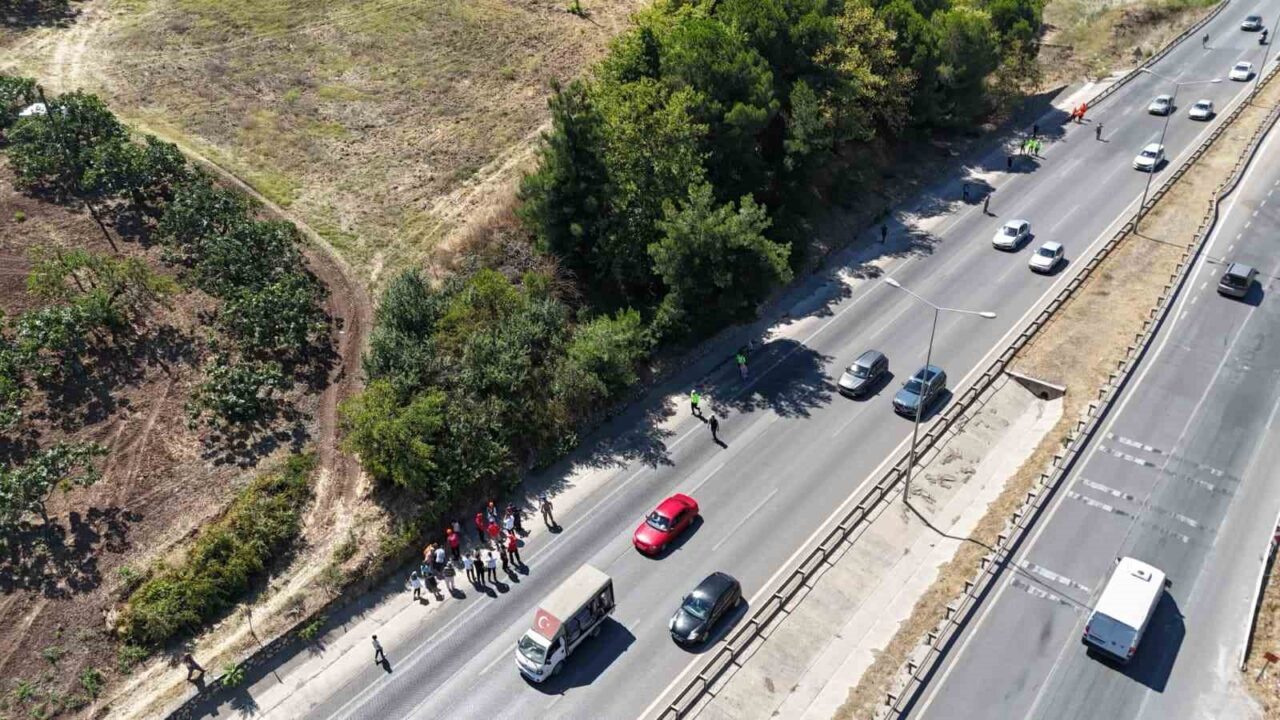 Kaybolan çocuğuna kavuşan anne sevinçten bayıldı 31 Bülten Medya -