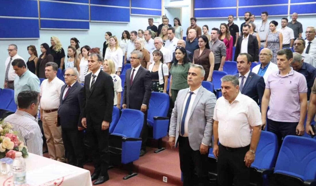Kaymakam Engin eğitim yöneticileriyle yeni dönemi değerlendirdi Balıkesir’in Edremit Kaymakamı Zafer Engin, 2026-2027 Eğitim Öğretim Yılı I.