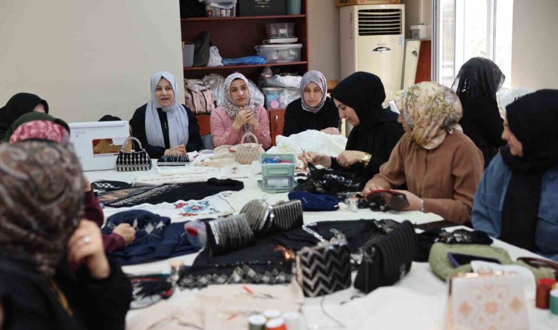 KİGEM’de yeni eğitim dönemi Darıca’da kadınlara yönelik düzenlenen Kişisel Gelişim ve El Sanatları (KİGEM)