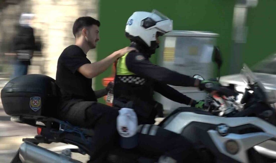 Kamu Personeli Seçme Sınavı (KPSS) için adaylar sabahın erken saatlerinden