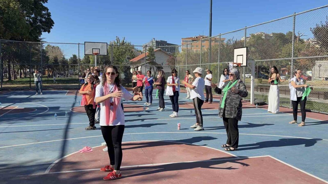 Kırklareli’nde kadınlar, fizyoterapist eşliğinde günün yorgunluğunu attı 20 Bülten Medya -