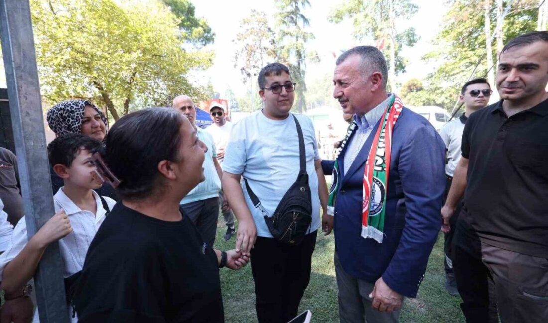 Kocaeli’de düzenlenen 5. Geleneksel Gardaşlık Buluşması’nda binlerce Sivaslı bir araya