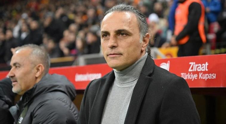 Bursaspor'un bu haftaki rakibi Esenler Erokspor, Teknik Direktörü Mustafa Gürsel
