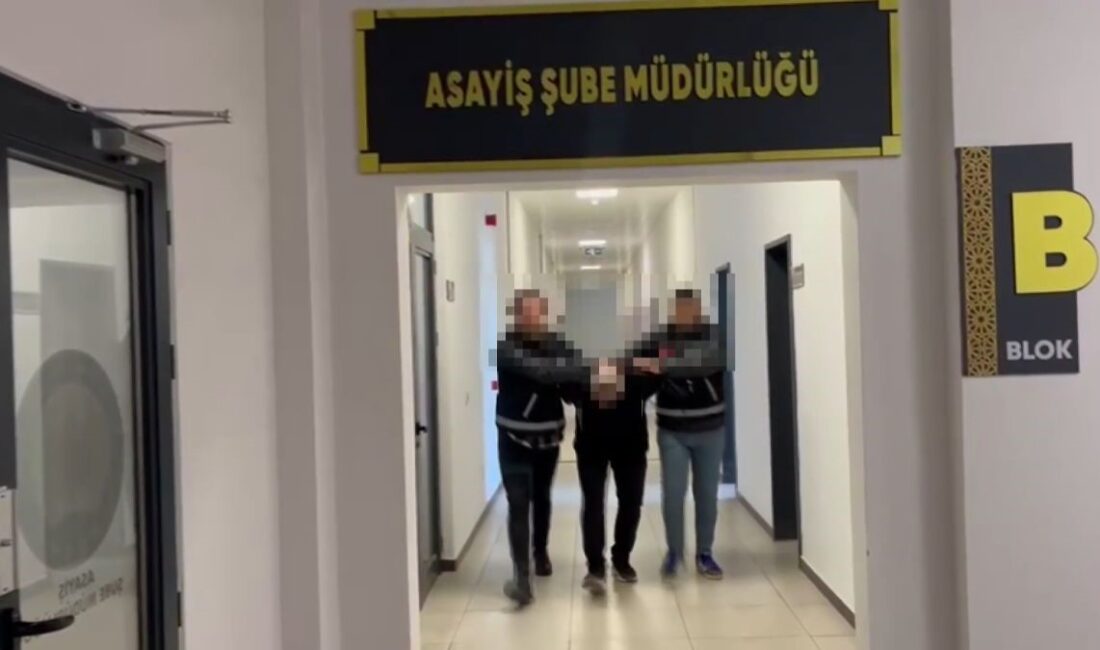 Kocaeli’de 63 yaşındaki Gülbiter Duman’ı boğazından bıçaklayarak öldüren, bileziklerini ise