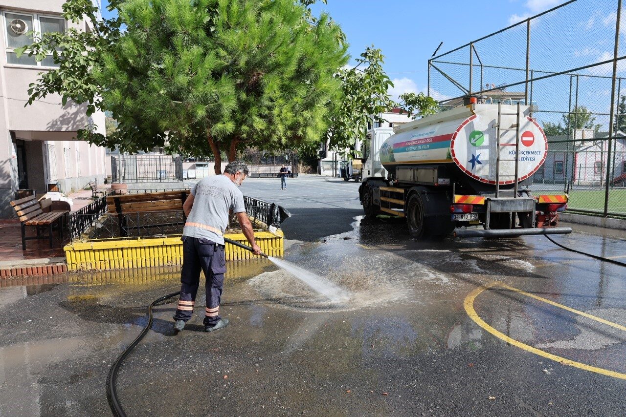 Küçükçekmece’deki okullar yeni döneme hazır 14 Bülten Medya -