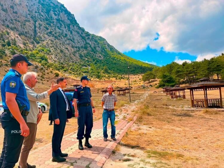 Bilecik’in Gölpazarı ilçesine bağlı Kurşunlu köyünde bulunan mesire alanının geleceğine