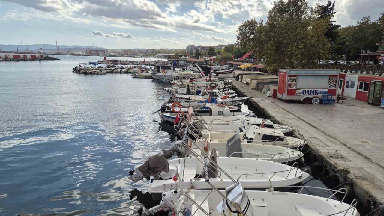 Marmara Denizi ulaşımına Poyraz engeli 14 Bülten Medya -