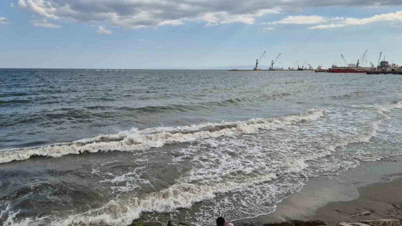 Marmara Denizi ulaşımına Poyraz engeli 15 Bülten Medya -