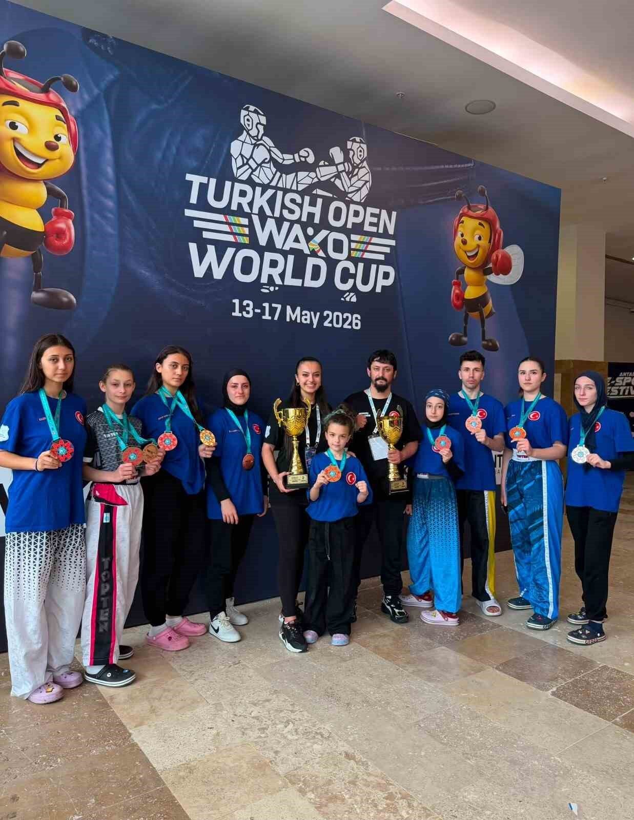 Milliler Bursalı Gizem hocaya emanet 19 Bülten Medya -