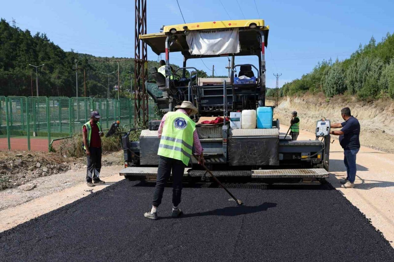 Mudanya’da yollar Büyükşehir’le yenileniyor 16 Bülten Medya -