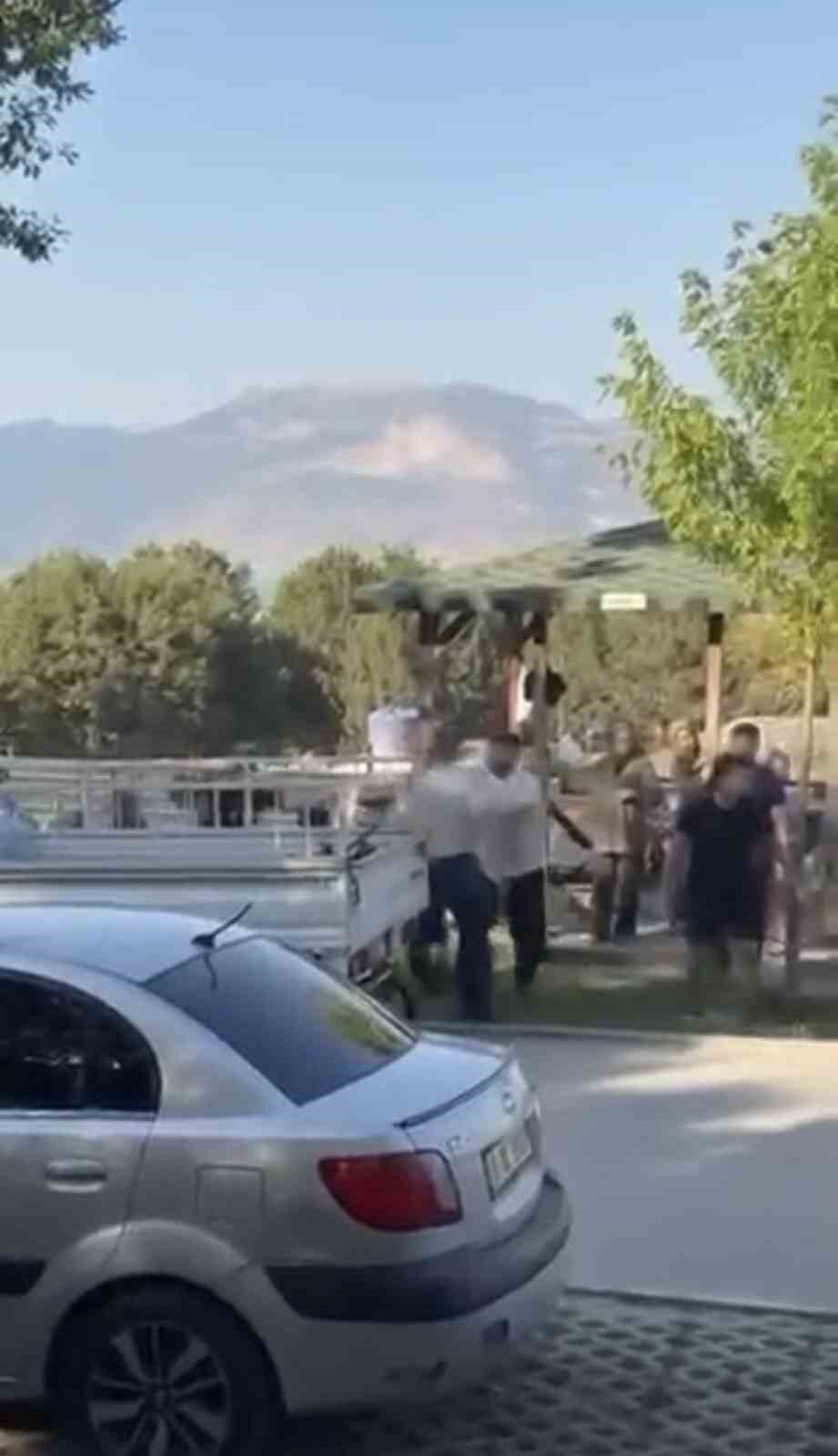 Ortalık savaş alanına döndü 10 Bülten Medya -