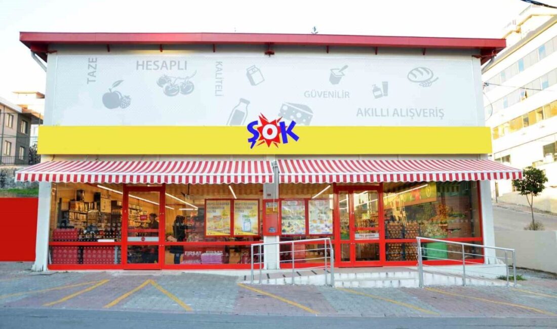Pestisit analizinden geçen Rio domatesler ŞOK Marketler raflarında ŞOK Marketler, Pestisit Analizi uygulamasını yeni ürün gruplarıyla sürdürüyor. Salça,