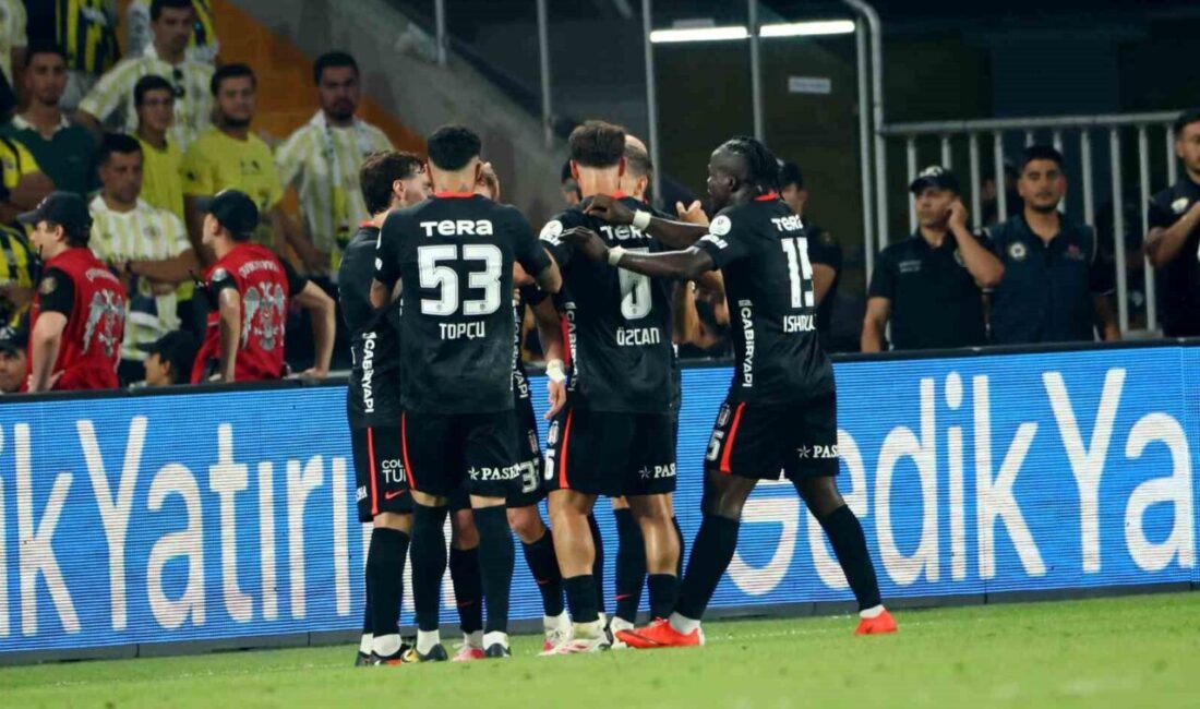 Rıdvan Yılmaz, 2 sezon sonra golle tanıştı Beşiktaş’ın defans oyuncusu Rıdvan Yılmaz, Fenerbahçe karşısında takımının ilk golünü