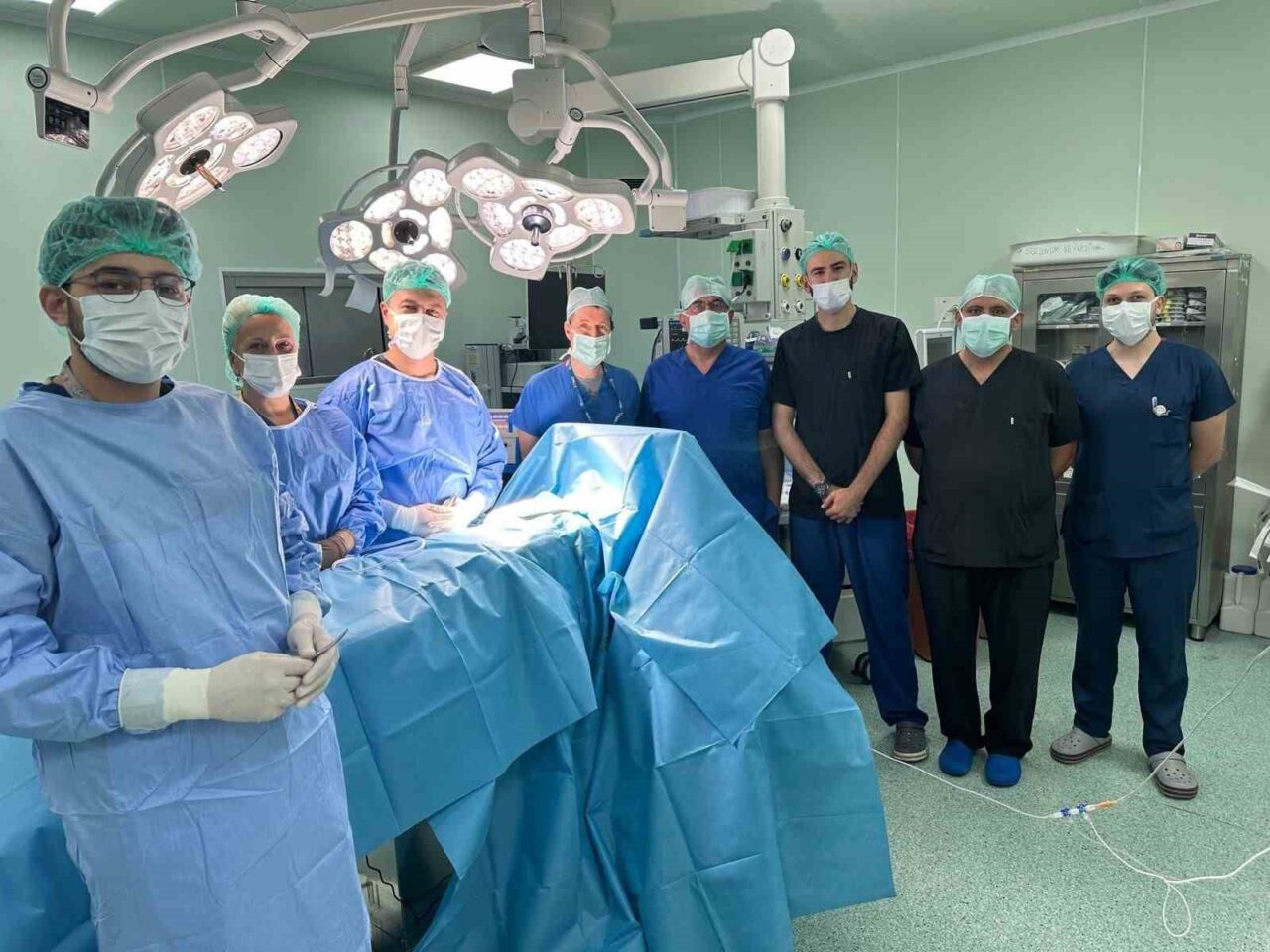 Sakarya’da bölgesel anesteziyle ilk kanser cerrahisi başarıyla sonuçlandı Sakarya Eğitim ve Araştırma Hastanesi’nde (SEAH) meme kanseri teşhisi konulan