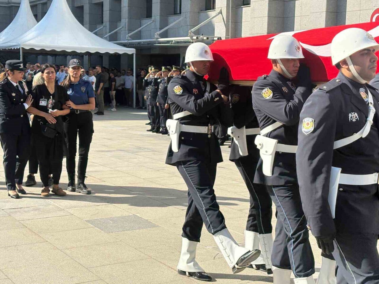 Şehit polis için İstanbul’da tören düzenlendi 36 Bülten Medya -