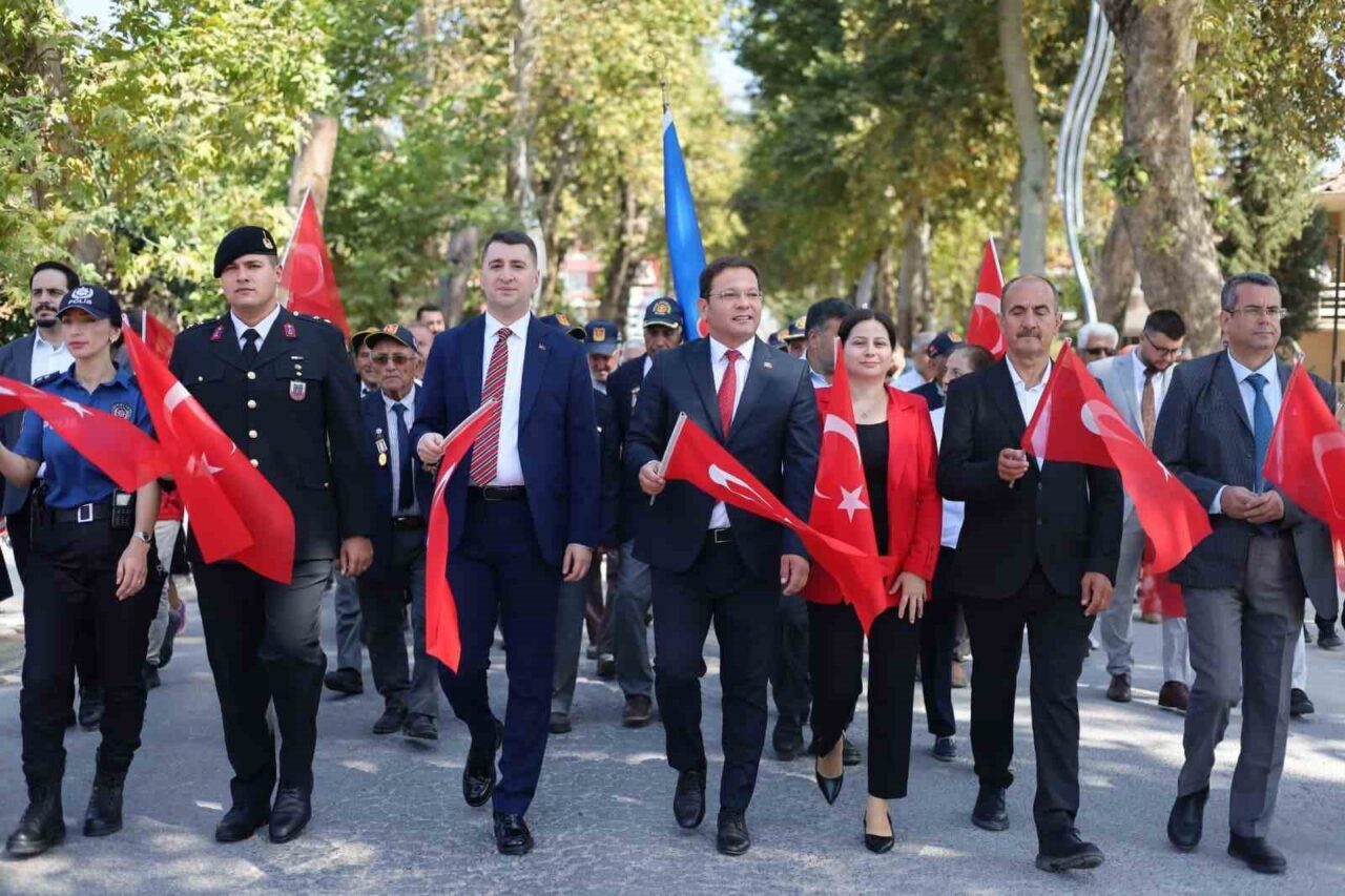 Sındırgı’nın Kurtuluşunun 104. Yıl Dönümü coşkuyla kutlandı 19 Bülten Medya -