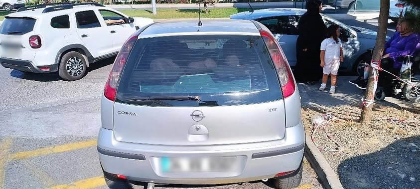 Tekerlekli sandalyeyle geçemeyince video çekip polise ihbar etti: 55 araca ceza Başakşehir Çam ve Sakura Şehir Hastanesi çevresinde hatalı park edilen