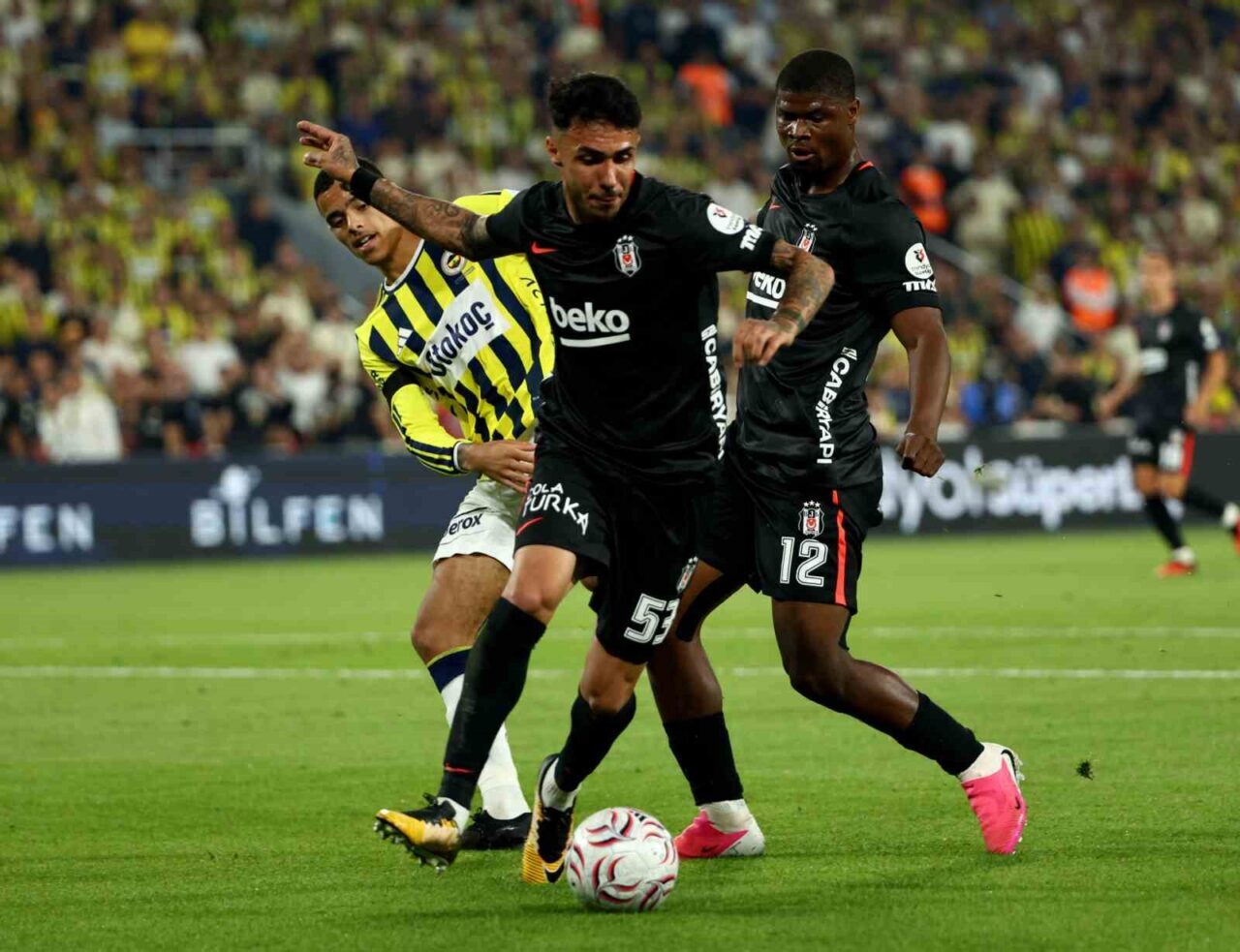 Trendyol Süper Lig: Fenerbahçe: 1 - Beşiktaş: 1 (İlk yarı) 101 Bülten Medya -