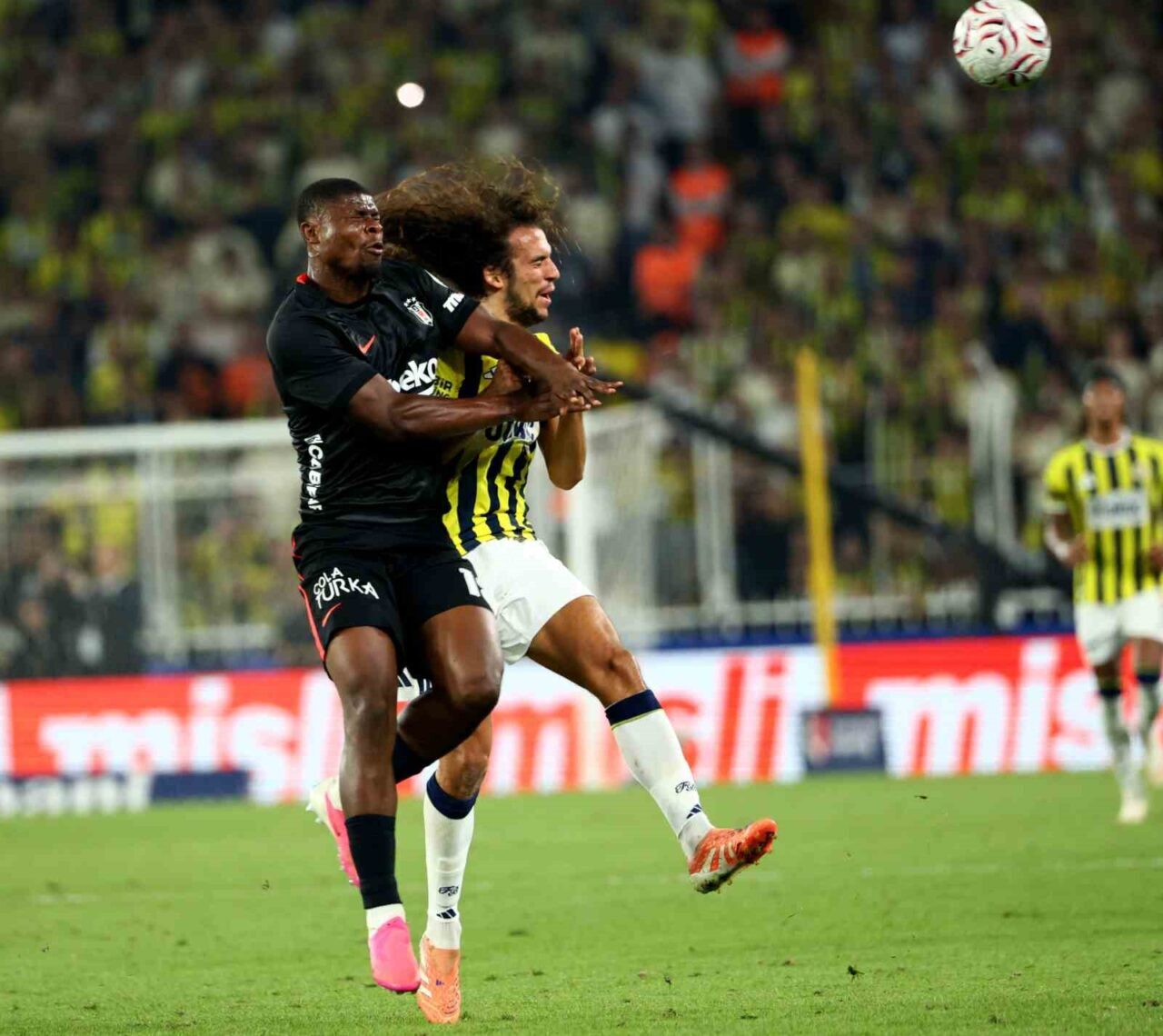 Trendyol Süper Lig: Fenerbahçe: 1 - Beşiktaş: 1 (İlk yarı) 123 Bülten Medya -