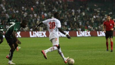 Trendyol Süper Lig’in 4. haftasında Kocaelispor evinde karşılaştığı Samsunspor’u 1-0
