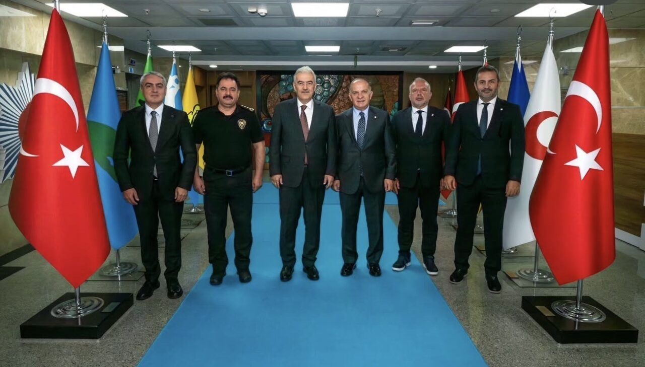 Türkiye-İtalya maçı öncesi Bursa’da güvenlik toplantısı 1 Bülten Medya -
