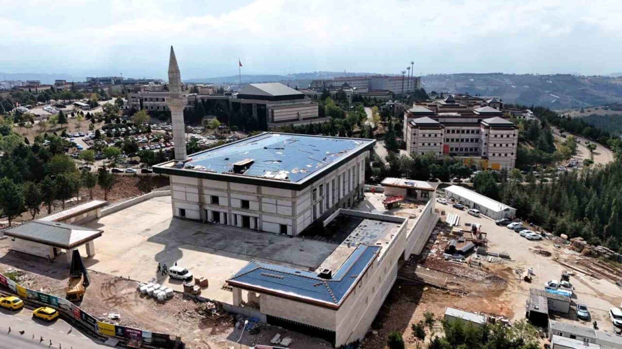 "Umuttepe Camii ve Otopark Projesi" gün sayıyor: Yüzde 90’ı tamamlandı 7 Bülten Medya -