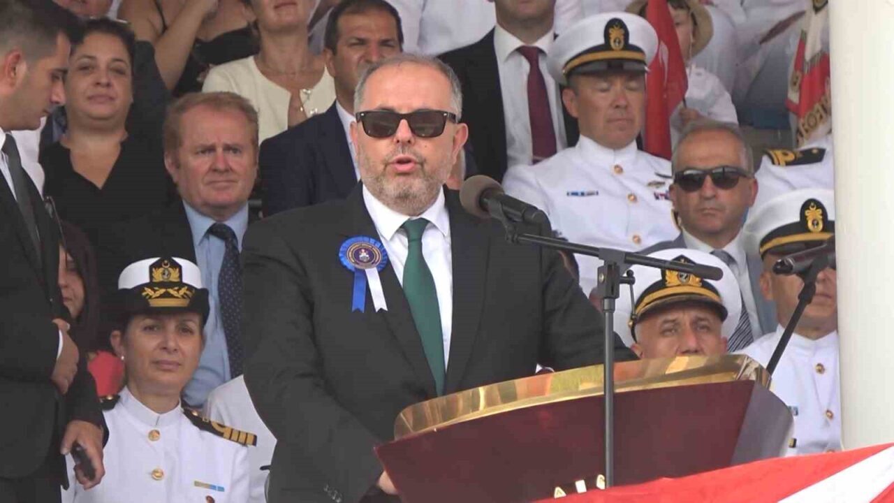 Yalova’da 456 deniz astsubayının mezuniyet coşkusu 56 Bülten Medya -