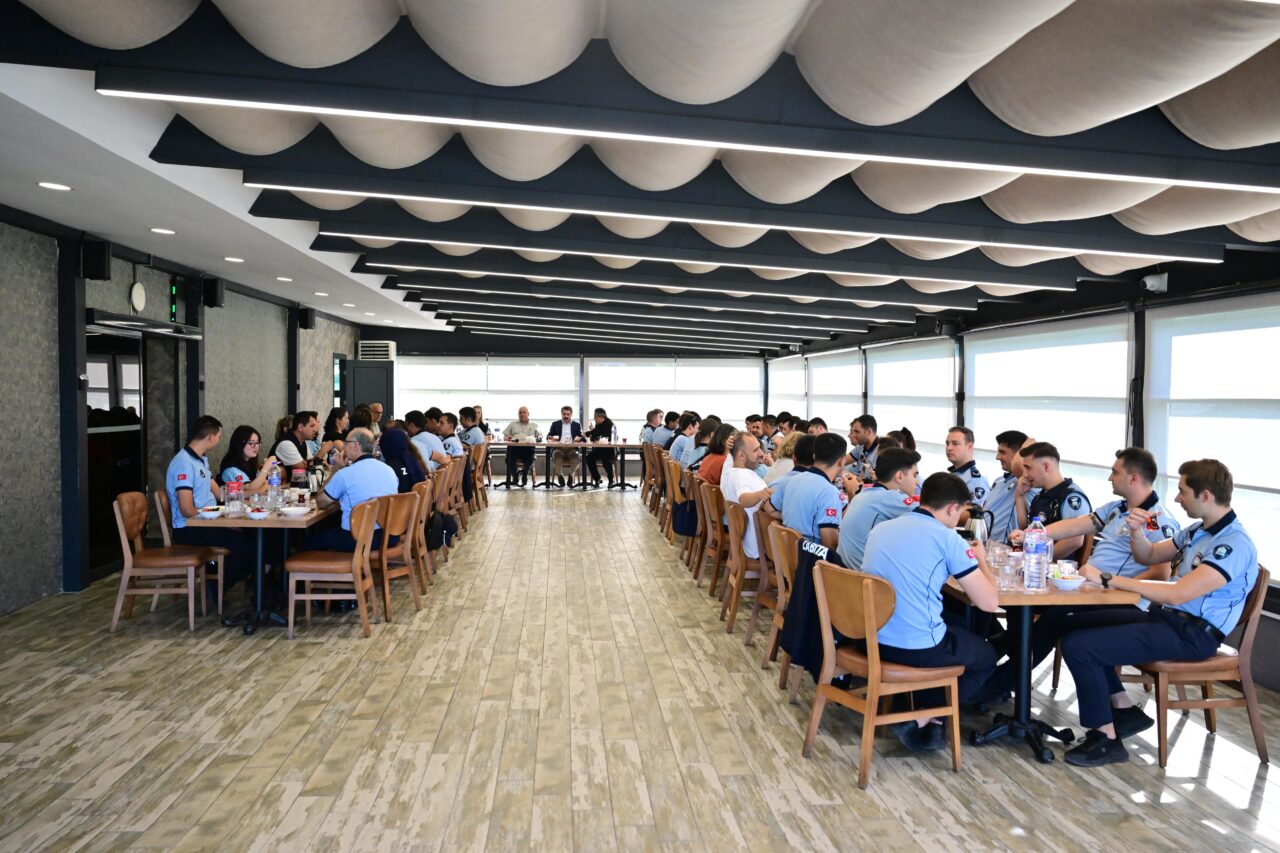 Yıldırım’da zabıtaya özel buluşma! 3 Bülten Medya -