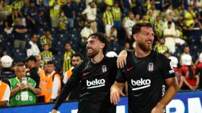 Beşiktaş’ta Vincenzo Italiano’nun formayı teslim ettiği Alexander Nübel, Salih Özcan,