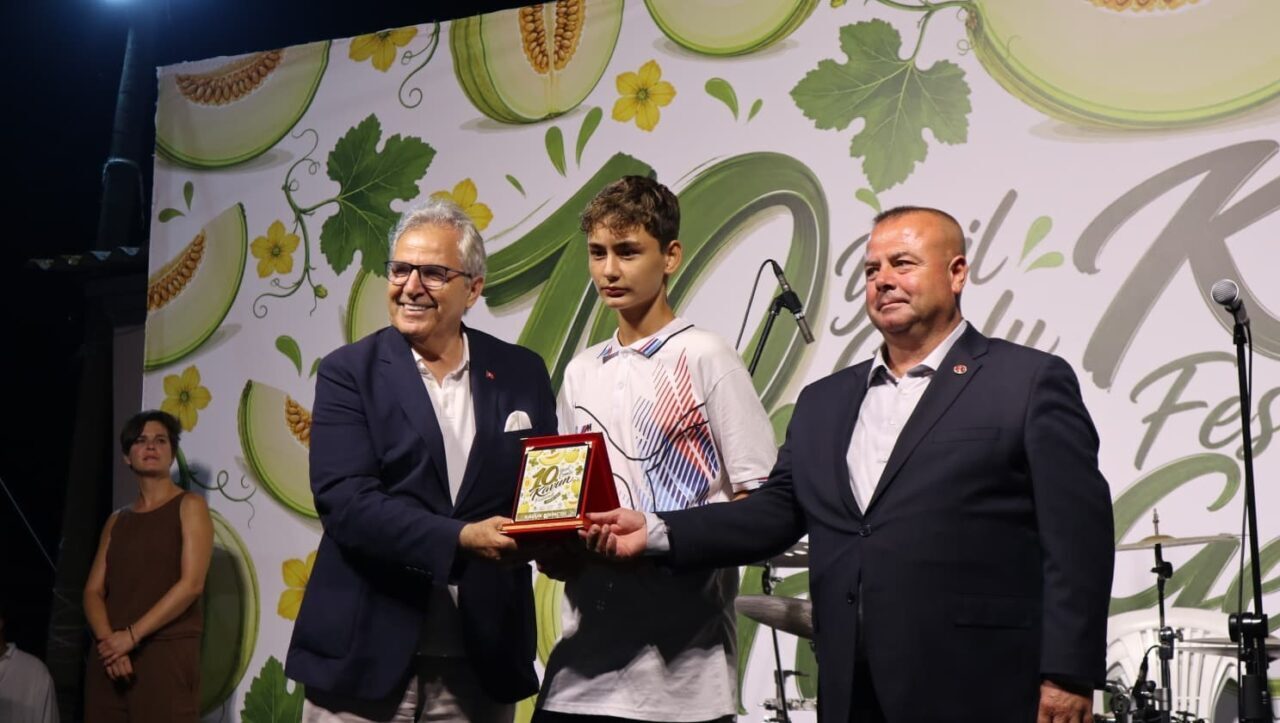 Yeşilçomlu Kavun Festivali bölge üreticisine pazar oluşturuyor 10 Bülten Medya -