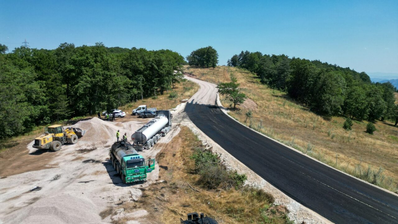 50 kilometrelik yol yenilendi 4 Bülten Medya -