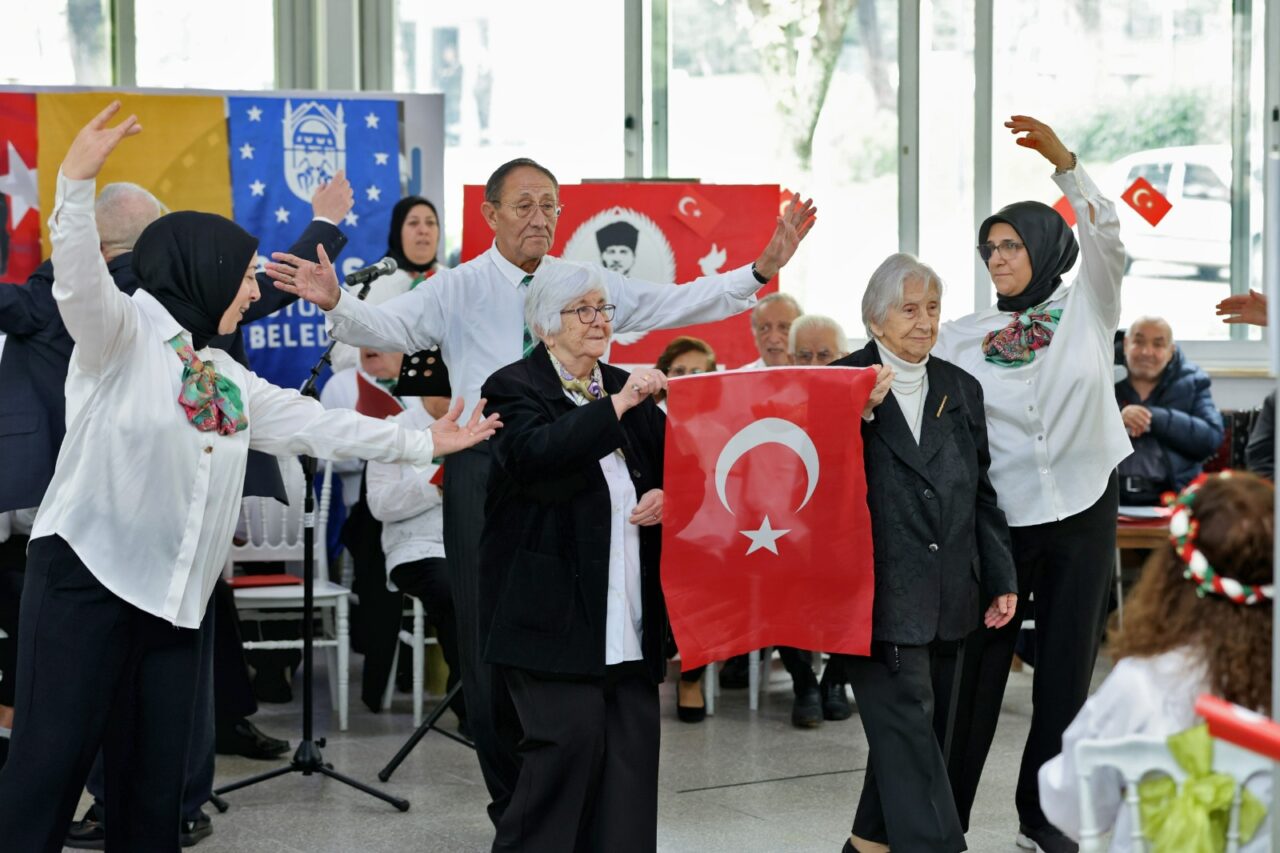 Bursa Büyükşehir Belediyesi, Cumhuriyet’in 103’üncü yıl dönümünü yürüyüş, konser,