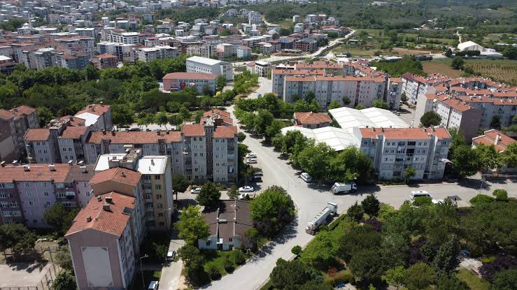 Orkent’te kentsel dönüşüm için ödeme planı açıklandı Orhangazi’de Orkent kentsel dönüşüm projesinde yeni aşamaya geçiliyor. Belediye