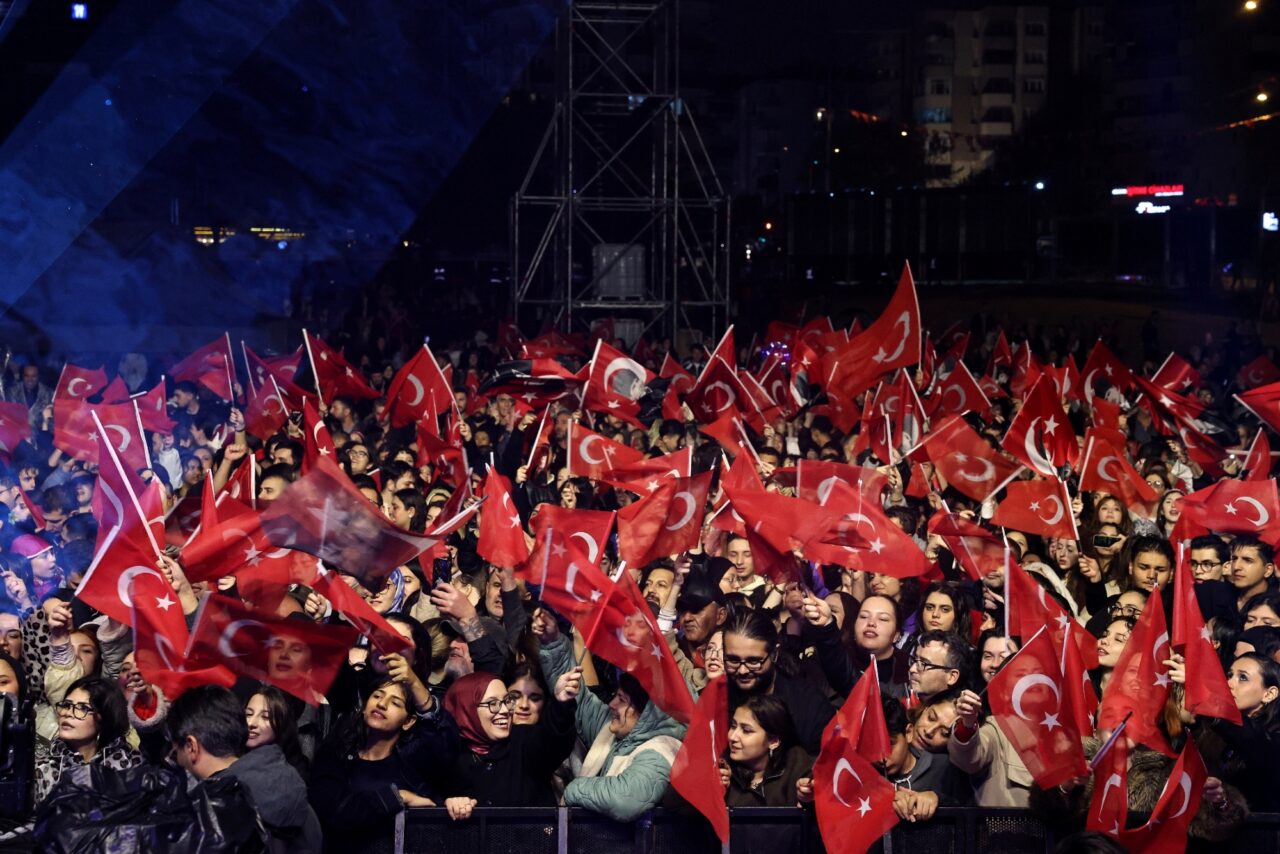 Nilüfer’de Cumhuriyet coşkusu yağmura rağmen dinmedi 1 Bülten Medya -