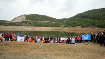 Bursa, çevre ilçeler ve Eskişehir’den gelen doğaseverler, Tekkeköy’den başlayıp Akbıyık
