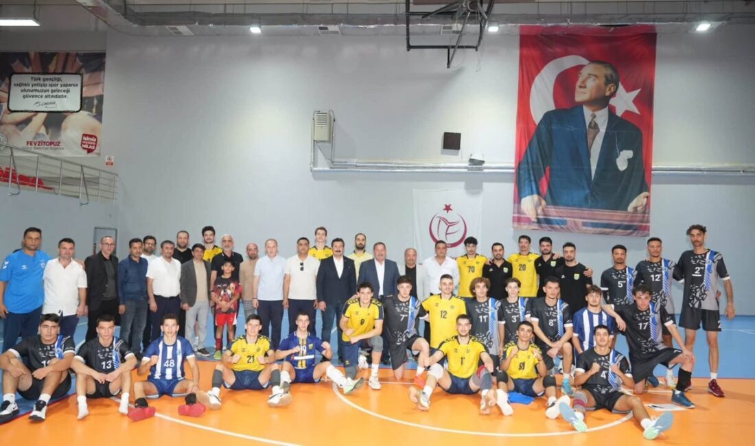 Yenişehir Belediyespor filede durdurulamıyor: 3 maçta 3 galibiyet TVF 2. Lig’de mücadele eden Yenişehir Belediyespor Erkek Voleybol Takımı,