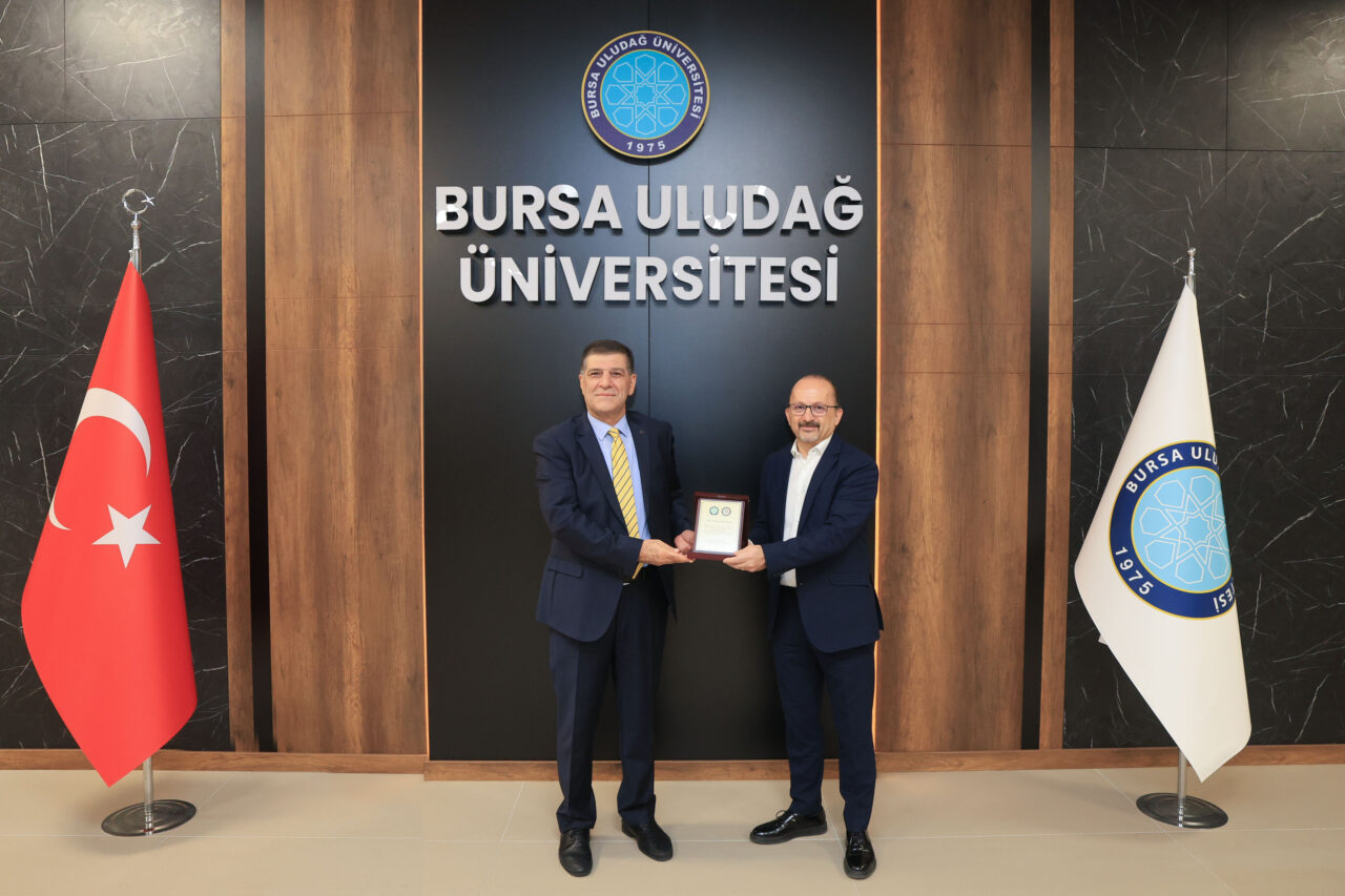 BUÜ Hastanesi’ne çocuk solunum hastalıkları için yeni cihaz desteği 3 Bülten Medya -