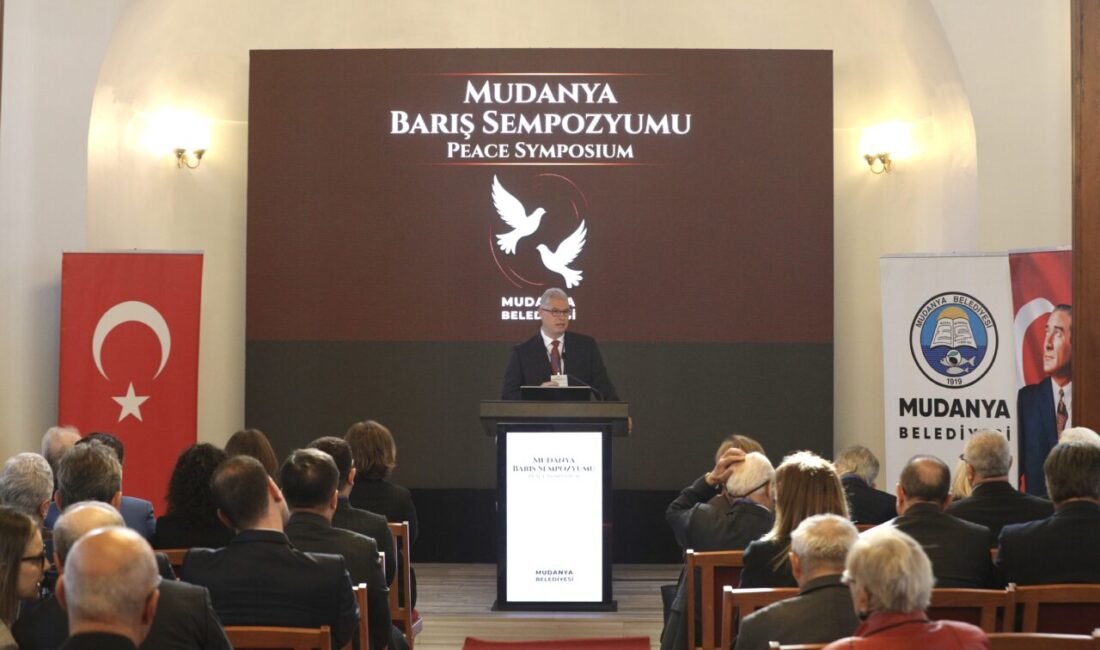 Mudanya’dan dünyaya barış çağrısı Mudanya Mütarekesi’nin 104. yıl dönümü kapsamında düzenlenen Uluslararası Mudanya Barış