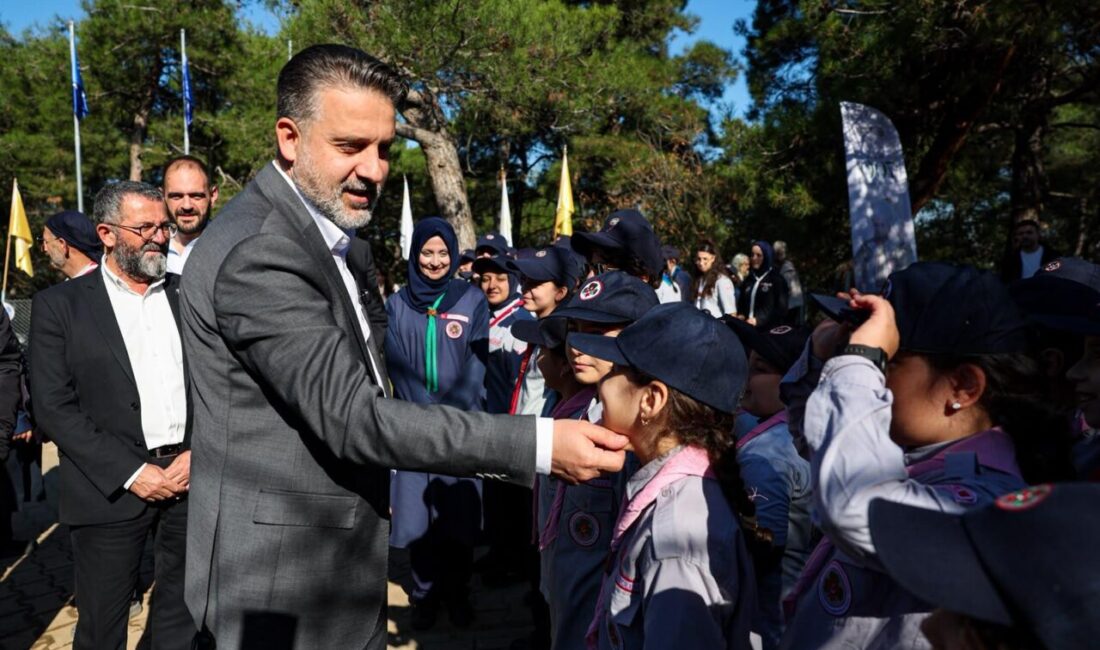 Büyükşehir’den genç izcilere yeni buluşma noktası Bursa Büyükşehir Belediyesi, çocukları ve gençleri doğayla buluşturmak amacıyla Atatürk