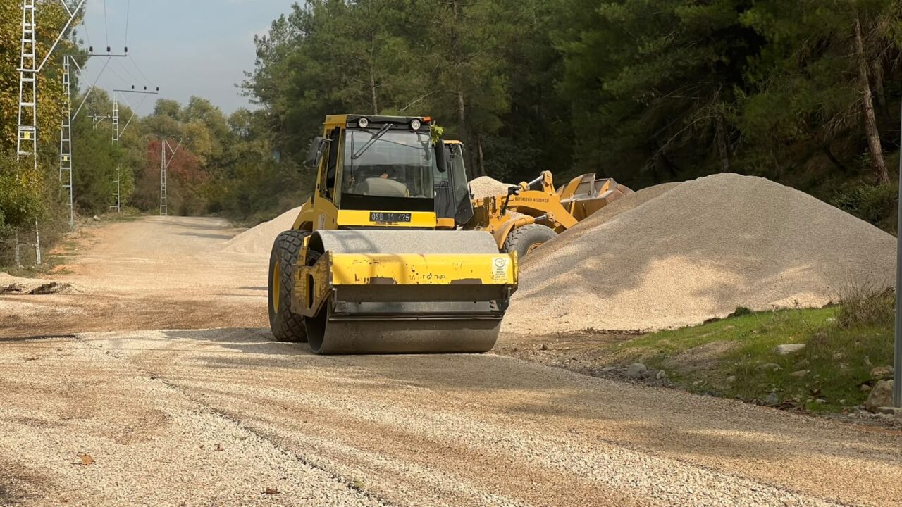 Bursa’da 3 mahallede yollar yenilendi 1 Bülten Medya -