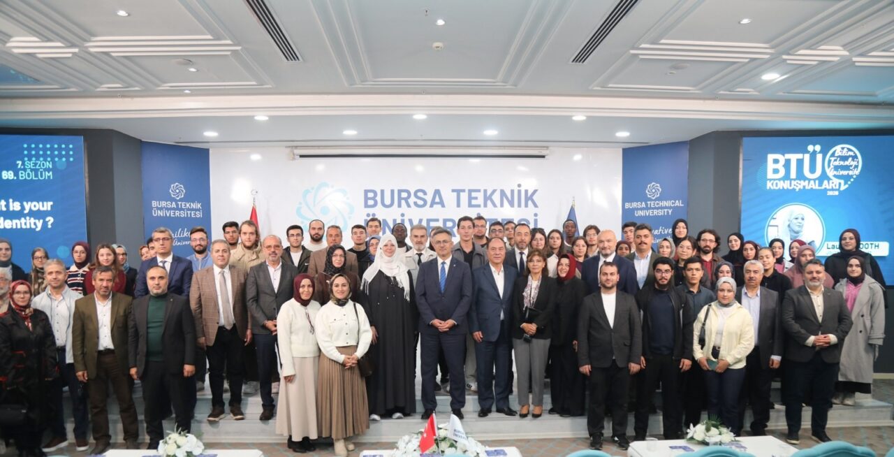 BTÜ’de Lauren Booth’tan kimlik ve inanç üzerine dikkat çeken mesajlar 3 Bülten Medya -
