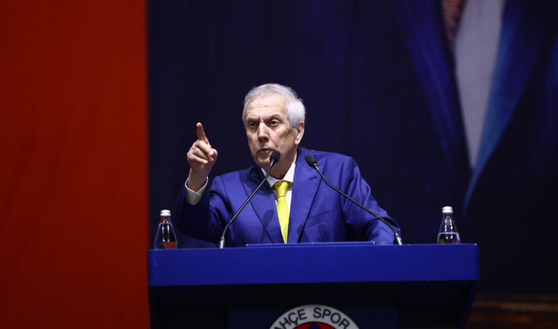 Aziz Yıldırım’dan İsmail Kartal açıklaması Fenerbahçe Başkanı Aziz Yıldırım, teknik direktör İsmail Kartal’ın geleceğine ilişkin