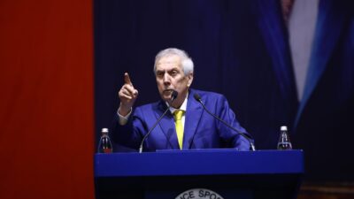 Fenerbahçe Başkanı Aziz Yıldırım, teknik direktör İsmail Kartal’ın geleceğine ilişkin