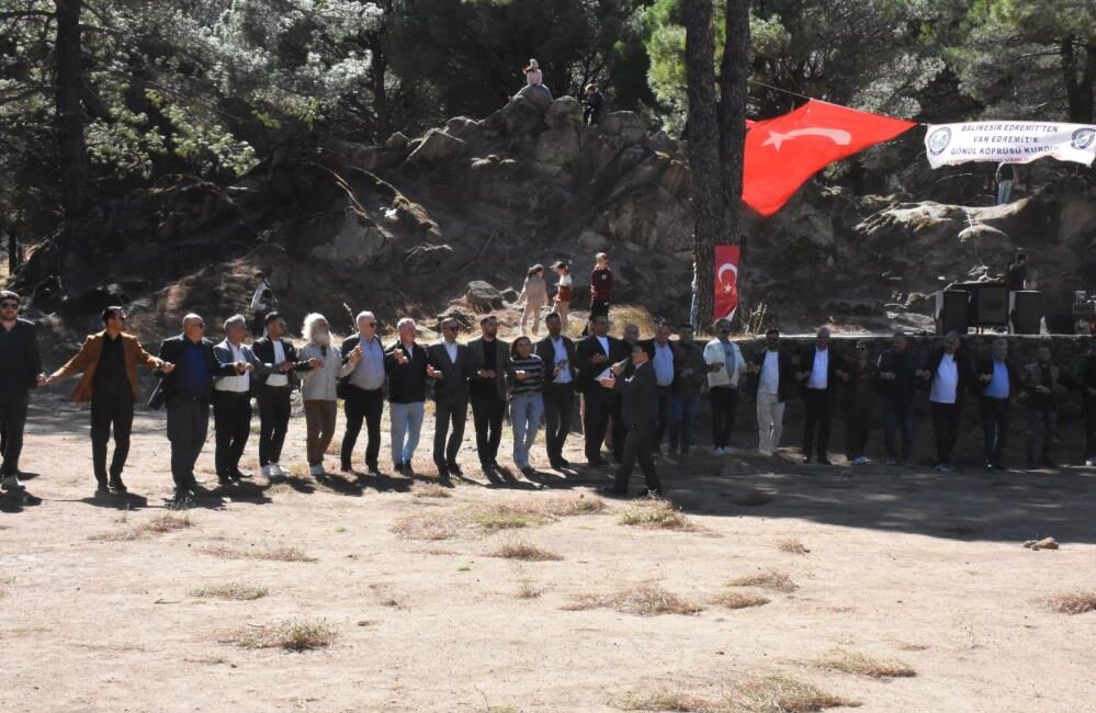 Edremit Körfezi Vanlılar Derneği tarafından “Balıkesir Edremit’ten, Van Edremit’e Gönül