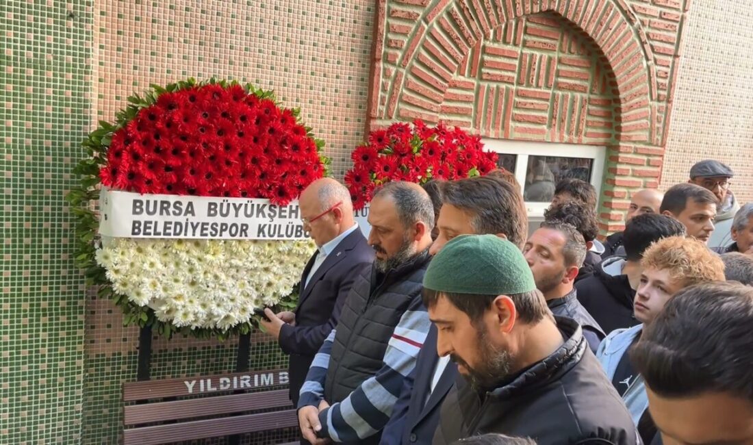 Yıldırım Belediyespor’un 13 yaşındaki güreşçisi Yusuf Taha Turp, İstanbul’da geçirdiği